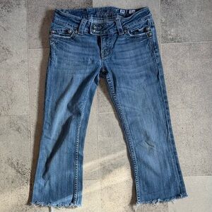 Miss Me Medium Blue Cropped Ankle Jeans with Frayed Hem